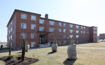 Wycombe Apartments in Toronto, ON - Building Photo - Building Photo