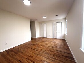325 Arlington Ave in Jersey City, NJ - Building Photo - Building Photo