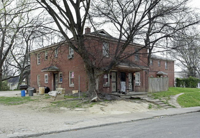 555 Walker Ave in Memphis, TN - Building Photo - Building Photo