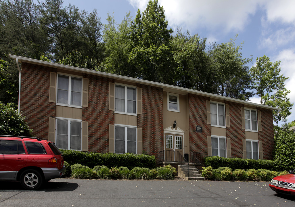 1001 Teaberry Ln in Knoxville, TN - Building Photo