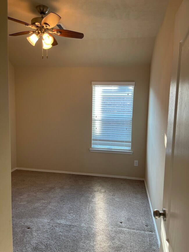 7911 Branson Park Ln in Humble, TX - Building Photo - Building Photo