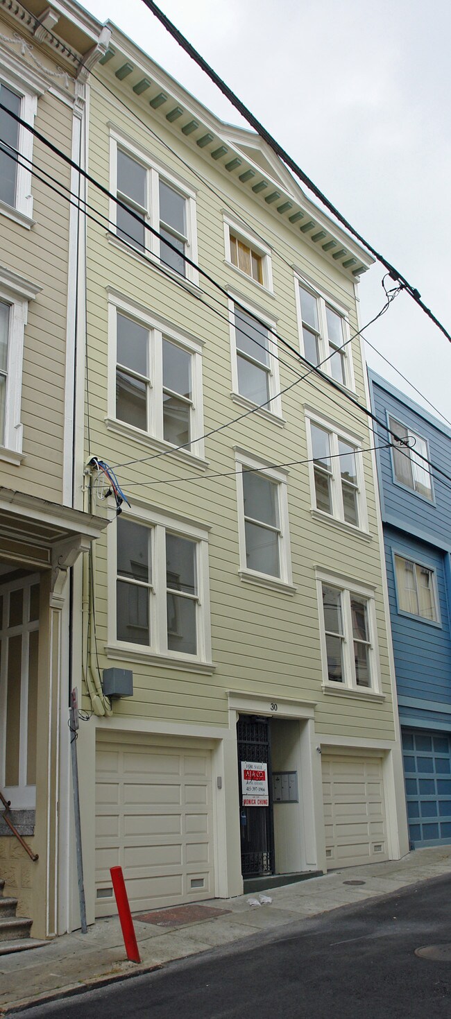 30 Wayne Pl in San Francisco, CA - Building Photo - Building Photo