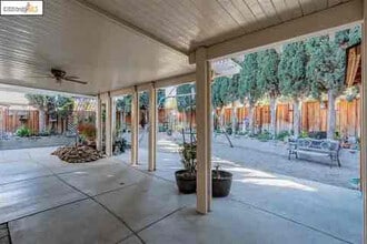 1720 Treehaven Ln in Tracy, CA - Building Photo - Building Photo