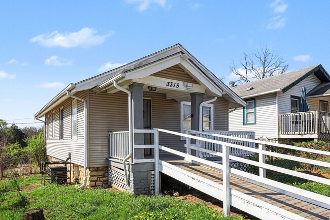 property at 3315 E 52nd St