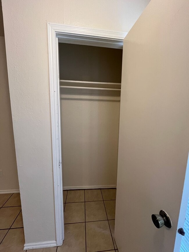 907-907 Aspen Ct in Noble, OK - Building Photo - Building Photo