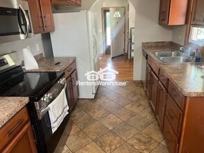 711 Northdale Blvd NW in Minneapolis, MN - Building Photo - Building Photo