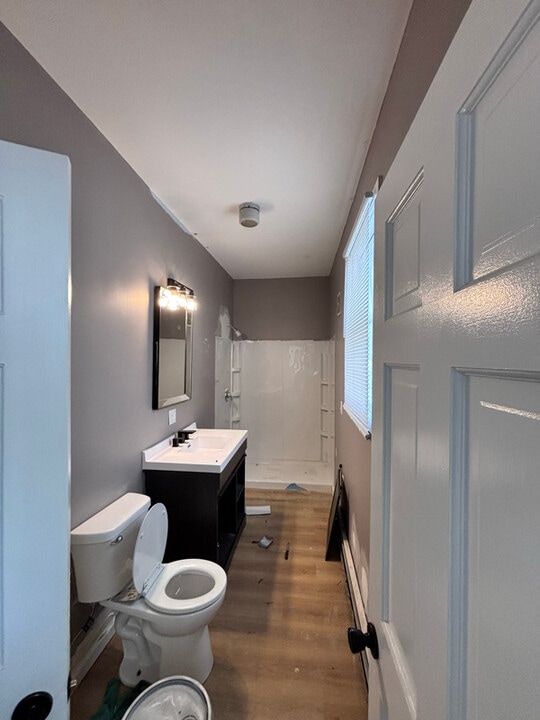 438 Villa St in Elgin, IL - Building Photo