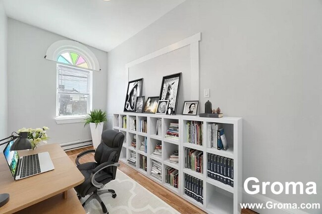 48 Clark Ave-Unit -2L in Chelsea, MA - Building Photo - Building Photo