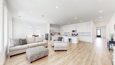 711 Hooks Trl in League City, TX - Building Photo - Building Photo