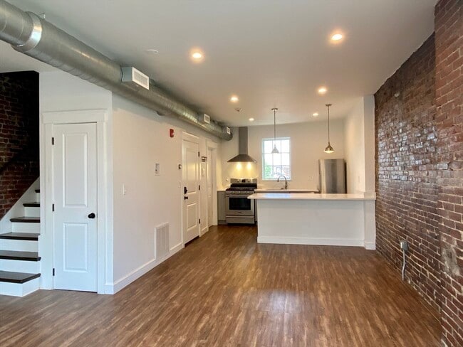 105 Broadway, Unit #2