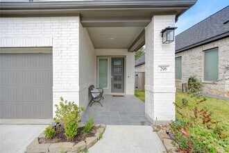 296 Mallorn Ln in Montgomery, TX - Building Photo - Building Photo