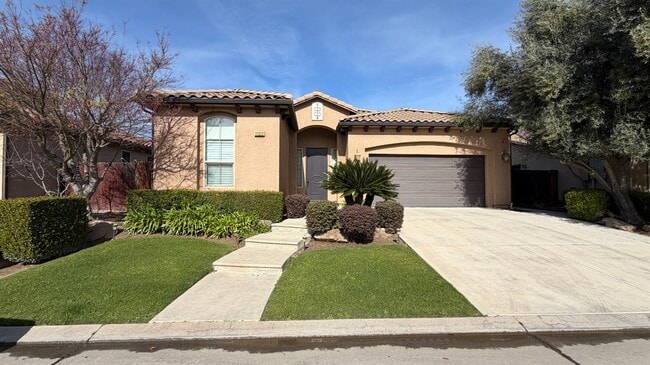 property at 11323 N Via Ventana Way