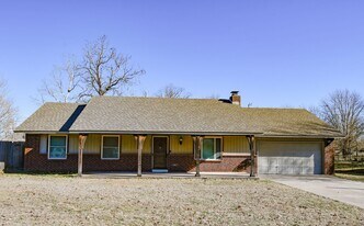 17447 S 89th E Ave in Bixby, OK - Building Photo