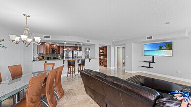 3800 Ocean Beach Blvd, Unit 201 in Cocoa Beach, FL - Building Photo - Building Photo