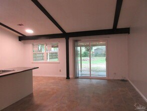 5337 E Avenida De Golf in Milton, FL - Building Photo - Building Photo