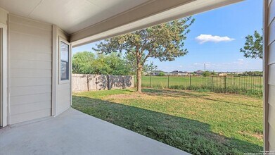 1123 Blazewood Dr in New Braunfels, TX - Building Photo - Building Photo
