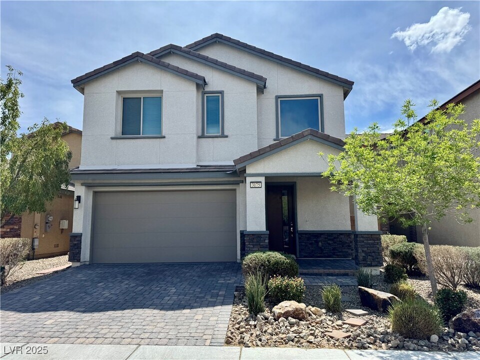 3175 Rowan Brook Ave in Henderson, NV - Building Photo