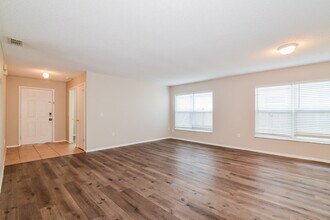 3137 Holland Dr in Orlando, FL - Building Photo - Building Photo