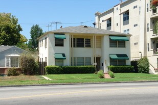 4305-4313 Laurel Canyon Blvd Apartments