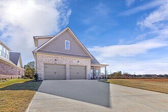 17908 Longleaf Dr in Athens, AL - Building Photo - Building Photo