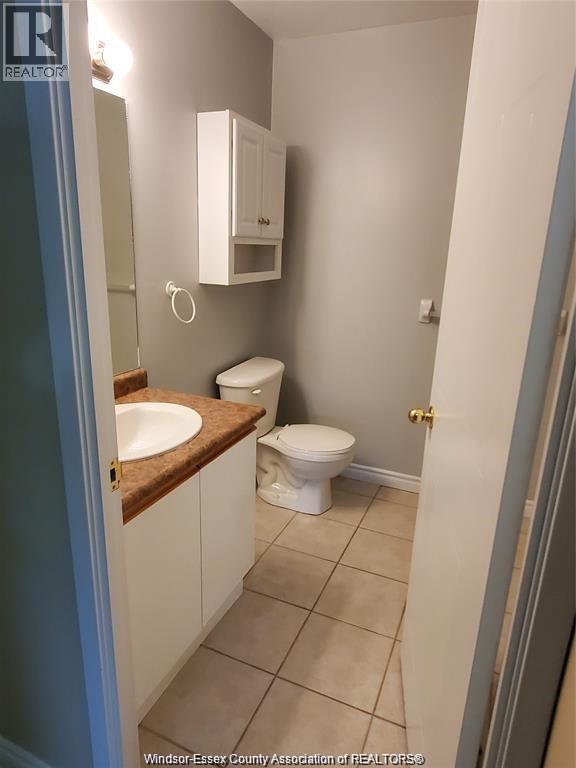 2592 Pillette Rd in Windsor, ON - Building Photo - Building Photo