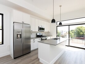 630 Dorchester Ave, Unit 3 Apartamentos