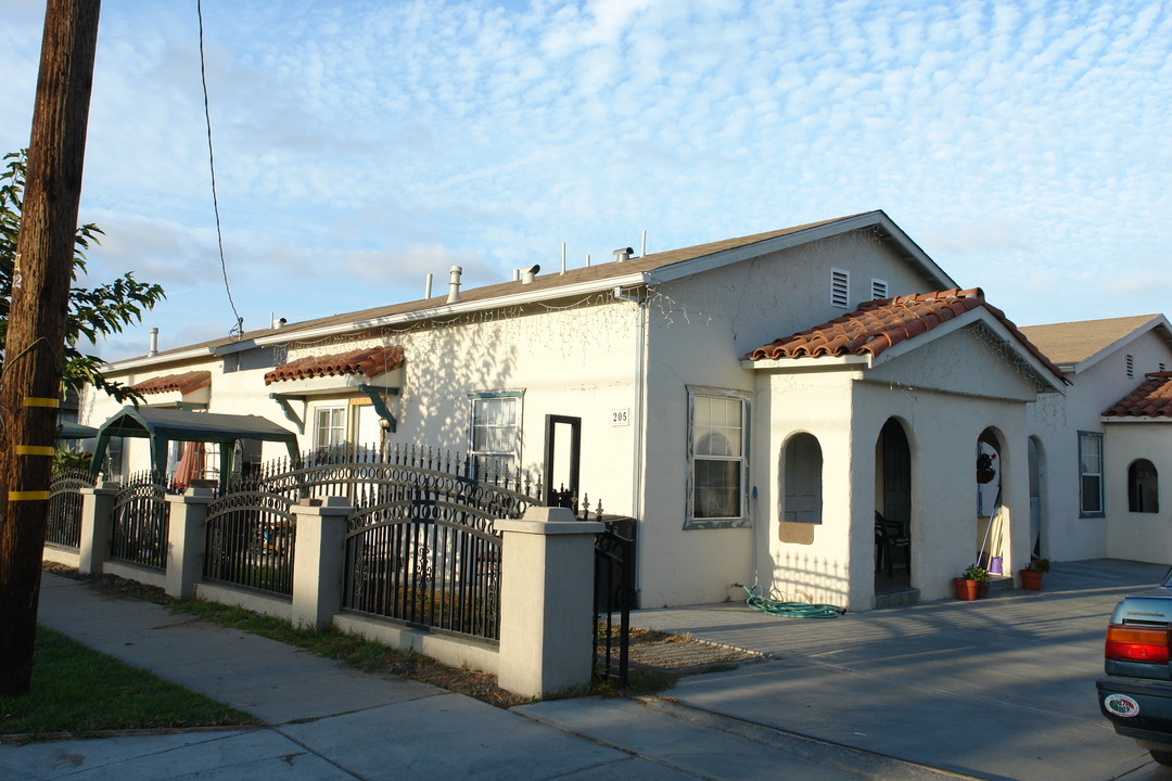 203 Griffin St in Salinas, CA - Building Photo