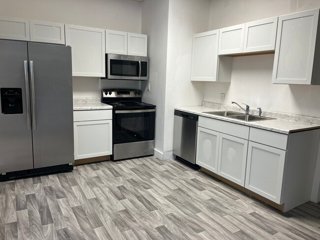 1007 S Indiana St, Unit 1
