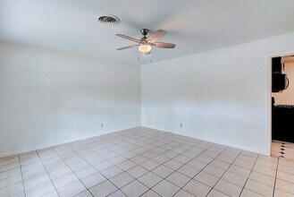 202 Prairie Dell Ave in Austin, TX - Building Photo - Building Photo