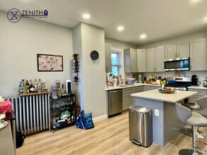 44 Ashley St, Unit 2 in Boston, MA - Building Photo - Building Photo