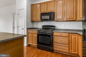 202 Bardel Dr in Coatesville, PA - Building Photo - Building Photo