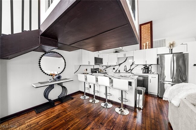 property at 408 W St Clair Ave