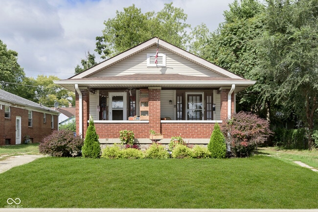 property at 5350 Winthrop Ave