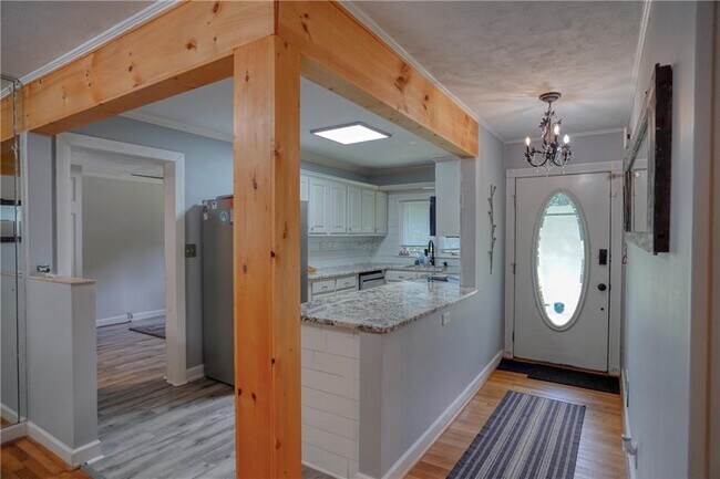 1285 Willivee Dr in Decatur, GA - Building Photo - Building Photo