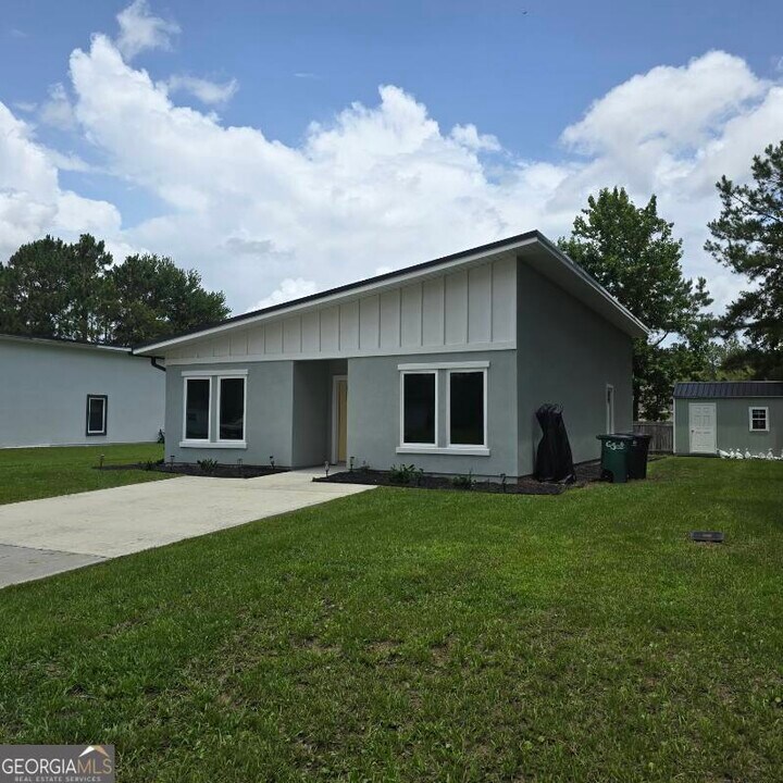 18 Aidan Ct in St. Marys, GA - Building Photo