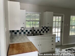 7507 Buckboard St in San Antonio, TX - Building Photo - Building Photo