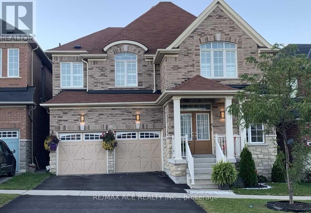 36 Gillett Dr in Ajax, ON - Building Photo
