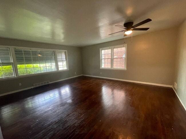 3537 Daleford Rd in Shaker Heights, OH - Building Photo - Building Photo