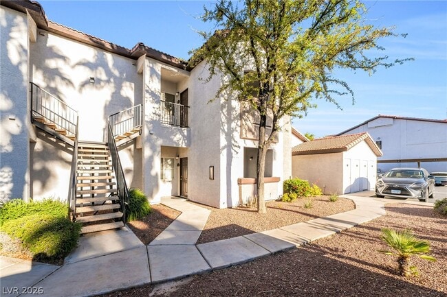 property at 2615 W Gary Ave