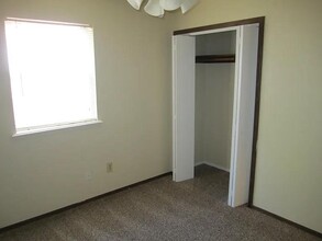 313 Garrison Dr in Norman, OK - Building Photo - Building Photo