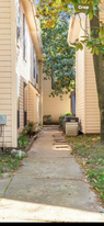5668 Los Gatos Dr, Unit 1 in Memphis, TN - Building Photo