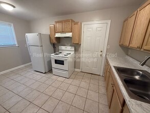 803 Devon Dr in Greensboro, NC - Building Photo - Building Photo
