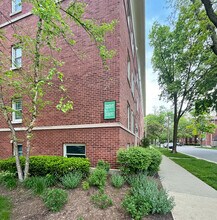 218-228 Pleasant St. and 134-140 S. Harvey Ave. in Oak Park, IL - Building Photo - Building Photo