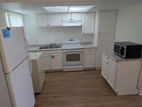 3217 Jeffcott St in Ft. Myers, FL - Building Photo - Building Photo