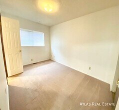 2359 Split Rock Dr in Colorado Springs, CO - Building Photo - Building Photo