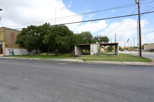 El Paso Lofts in San Antonio, TX - Building Photo - Building Photo