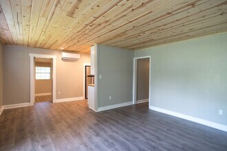 243 Ravenswood Dr in St. Augustine, FL - Foto de edificio - Building Photo