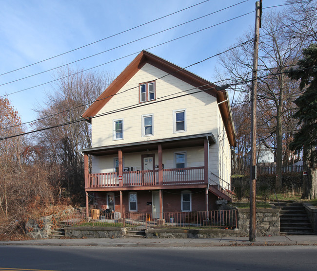 453 Baldwin St in Waterbury, CT - Building Photo - Building Photo