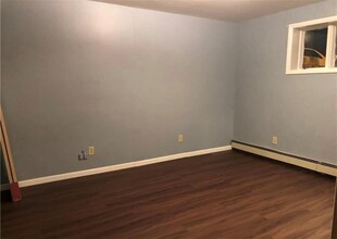 2169 NY-94 in Salisbury Mills, NY - Building Photo - Building Photo