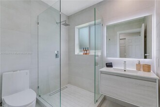 819 Hollywood Blvd in Hollywood, FL - Building Photo - Building Photo